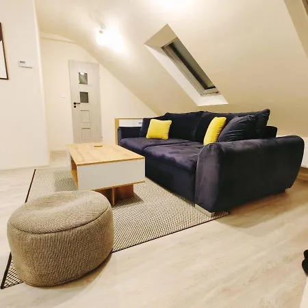 Stronski Apartamento *